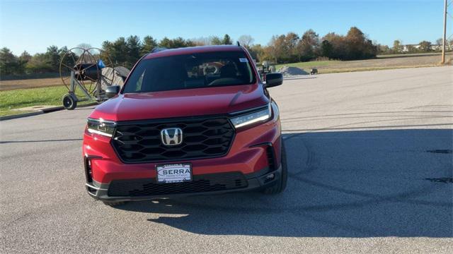 new 2025 Honda Pilot car, priced at $44,150