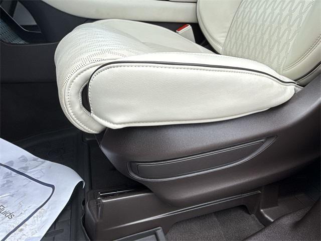 used 2022 Lincoln Aviator car, priced at $51,977