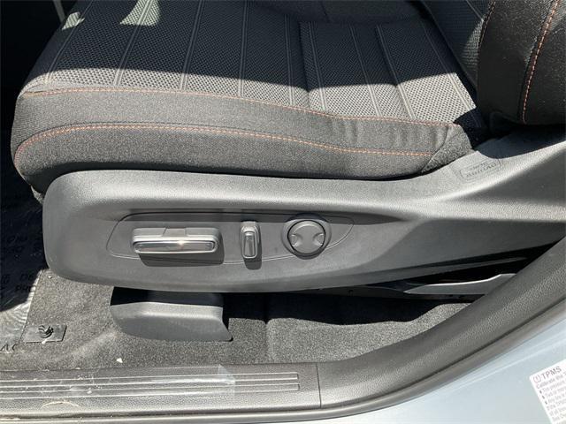new 2026 Honda CR-V Hybrid car, priced at $40,650
