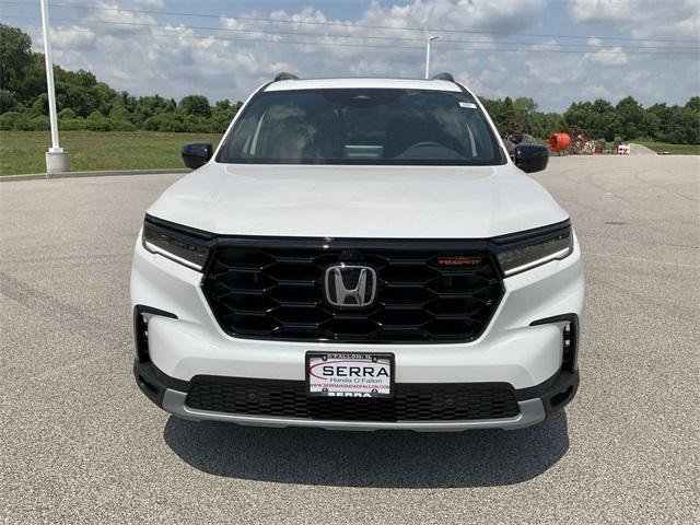 new 2025 Honda Pilot car, priced at $51,305