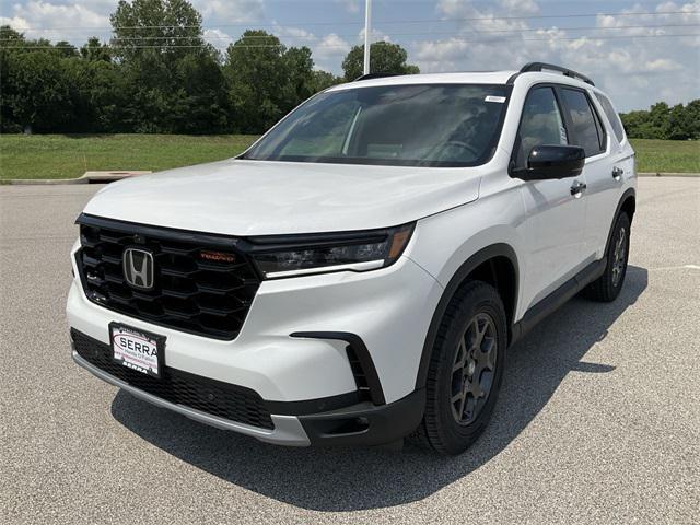 new 2025 Honda Pilot car, priced at $51,305