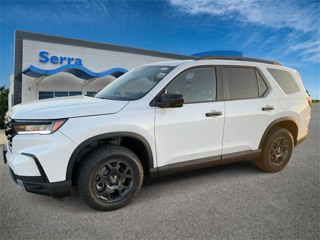 new 2025 Honda Pilot car, priced at $51,305