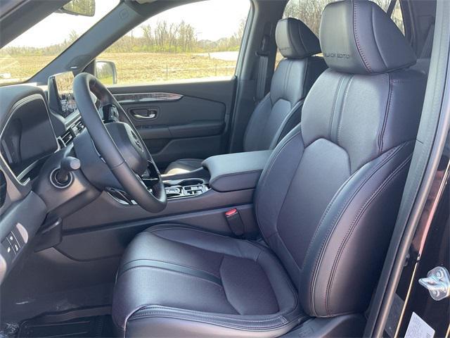 new 2025 Honda Pilot car, priced at $56,075