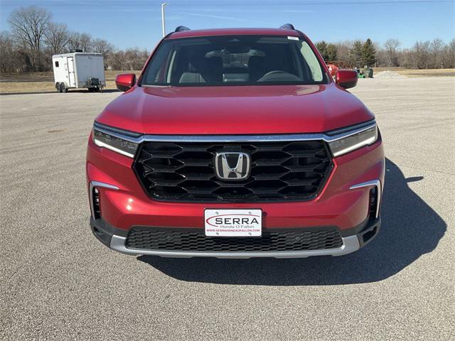 new 2025 Honda Pilot car, priced at $53,450