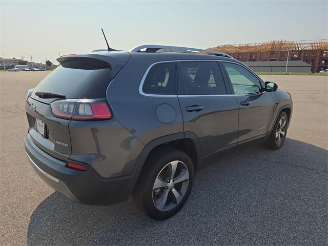 used 2020 Jeep Cherokee car, priced at $15,377