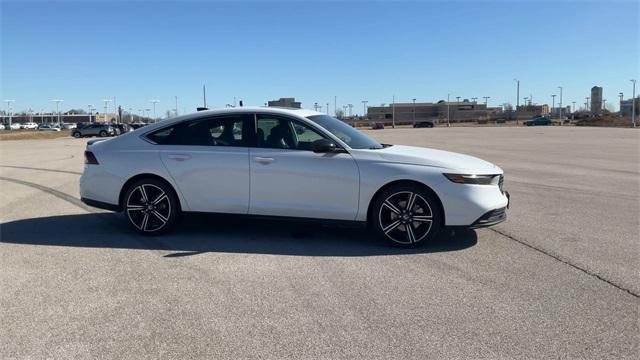 new 2025 Honda Accord Hybrid car, priced at $35,260