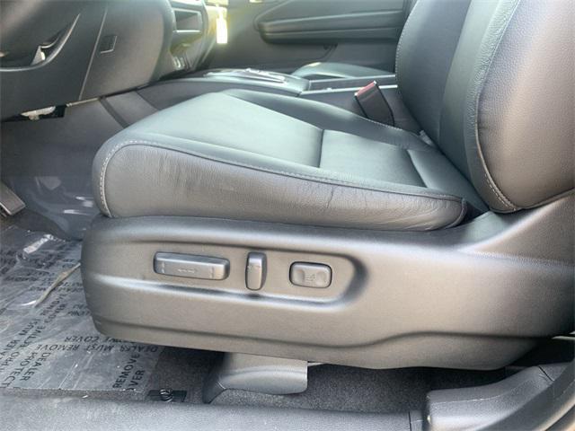 used 2021 Honda Pilot car, priced at $26,877