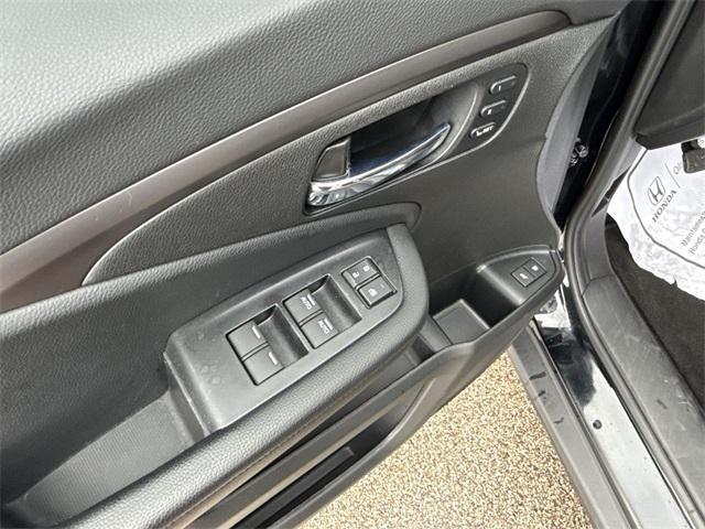 used 2021 Honda Pilot car, priced at $26,877