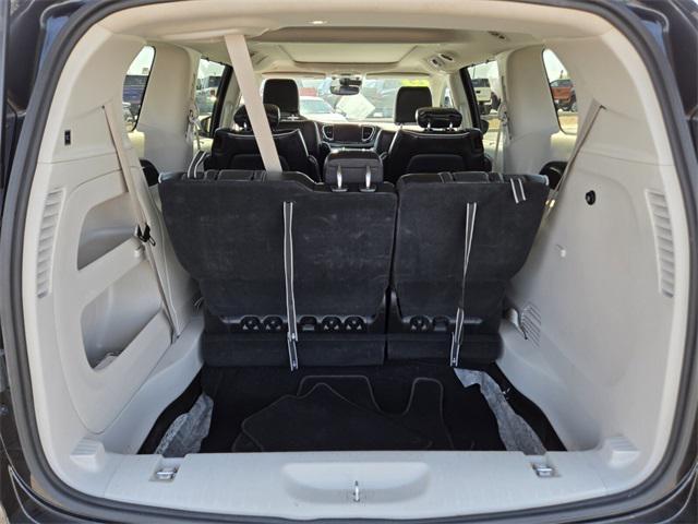 used 2023 Chrysler Pacifica car, priced at $25,459