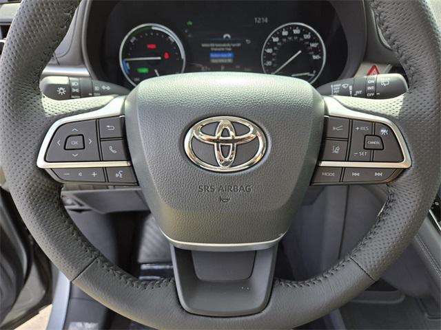 new 2024 Toyota Sienna car, priced at $53,004