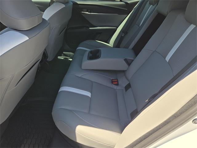 new 2025 Toyota Camry car, priced at $35,931