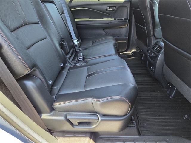 used 2022 Honda Passport car, priced at $32,549