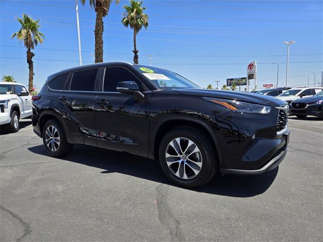 used 2023 Toyota Highlander car, priced at $33,313