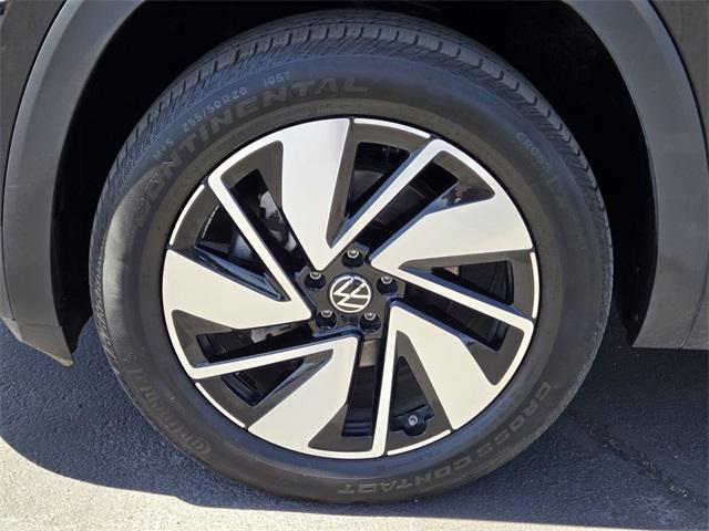 used 2024 Volkswagen Atlas car, priced at $30,859