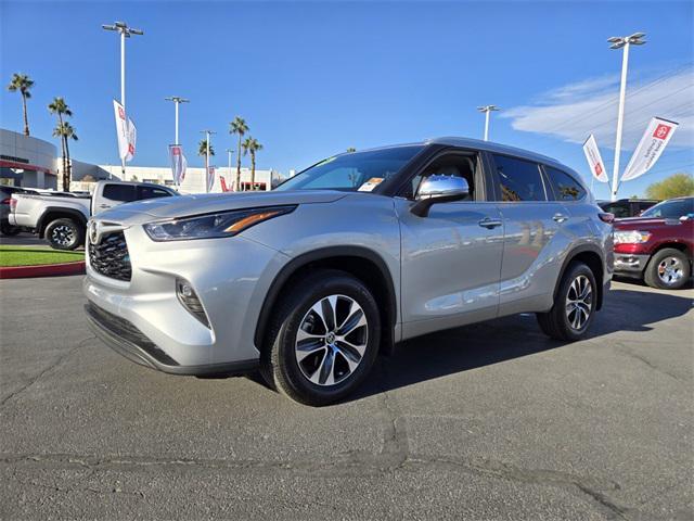 used 2024 Toyota Highlander car, priced at $46,888