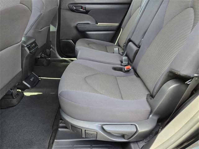 used 2024 Toyota Highlander car, priced at $37,579