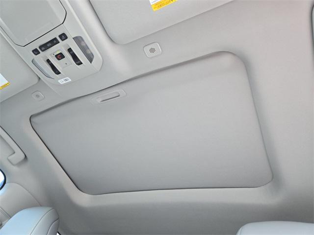 used 2025 Toyota Highlander car, priced at $43,281