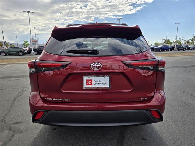 used 2025 Toyota Highlander car, priced at $43,281