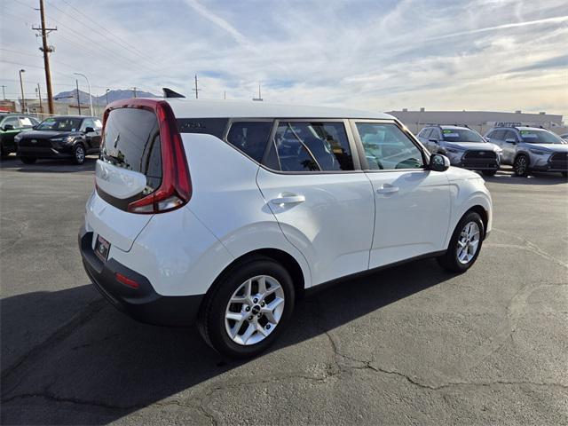 used 2022 Kia Soul car, priced at $17,598