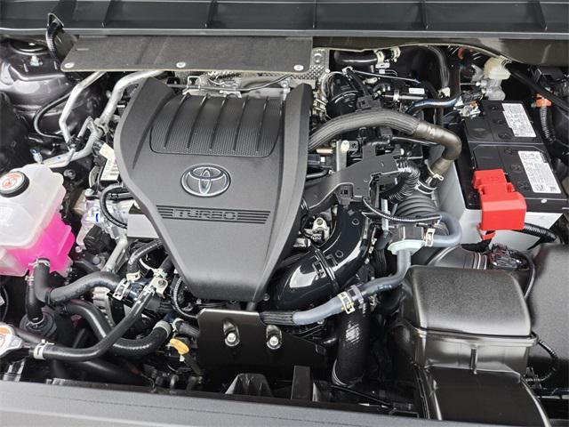 used 2025 Toyota Highlander car, priced at $43,777