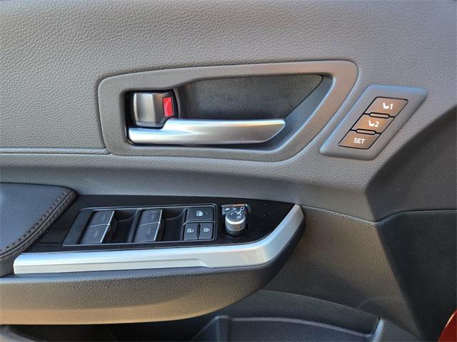new 2025 Toyota Sienna car, priced at $61,924