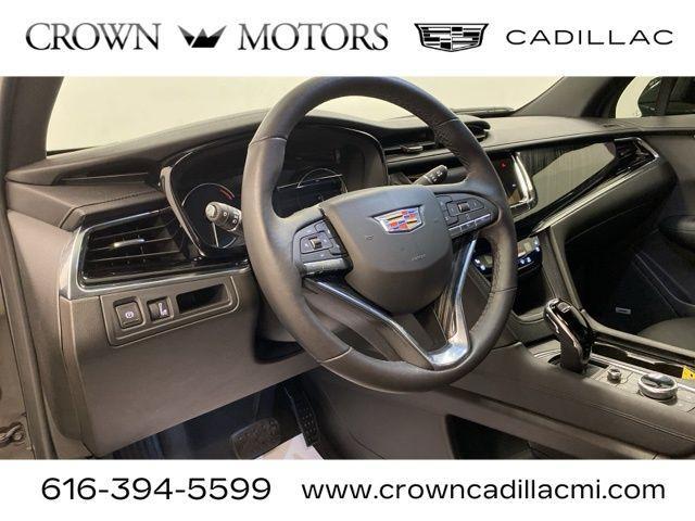 used 2022 Cadillac XT6 car, priced at $38,995