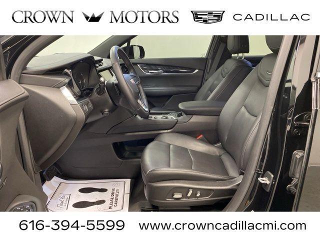 used 2022 Cadillac XT6 car, priced at $38,995