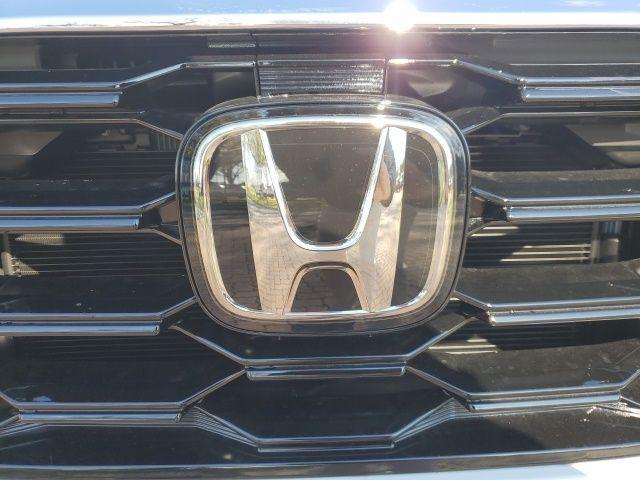 new 2025 Honda Pilot car, priced at $49,950