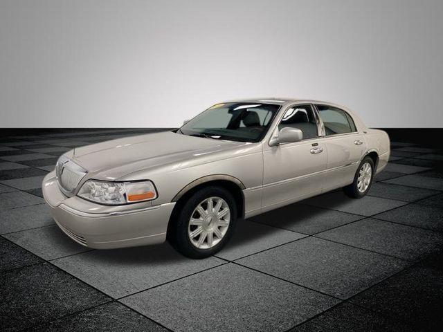 used 2011 Lincoln Town Car car, priced at $8,495