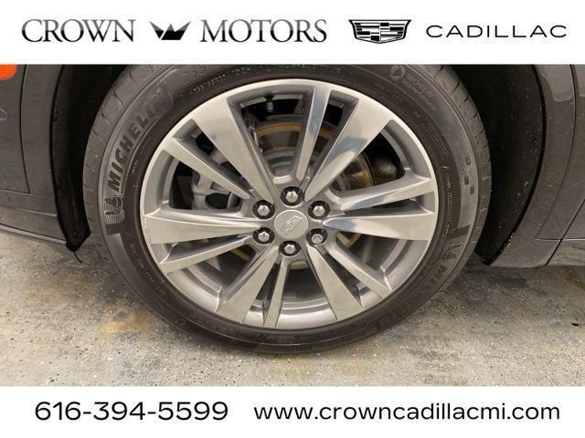 used 2022 Cadillac XT6 car, priced at $37,995