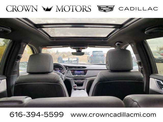 used 2021 Cadillac XT5 car, priced at $35,995