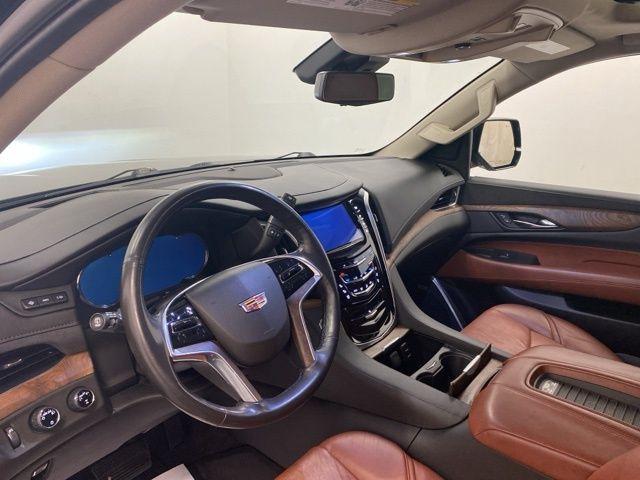 used 2020 Cadillac Escalade ESV car, priced at $39,495