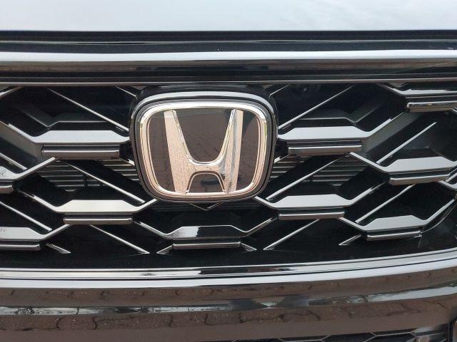 new 2025 Honda CR-V Hybrid car, priced at $40,000