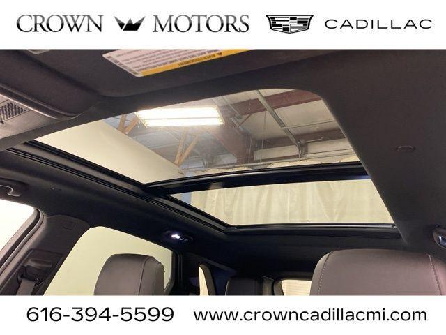 used 2021 Cadillac XT5 car, priced at $33,495