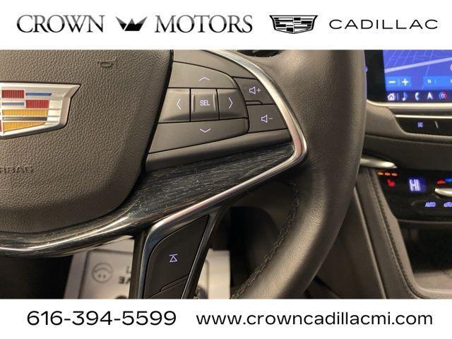 used 2021 Cadillac XT5 car, priced at $35,995