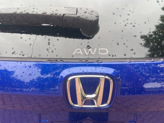 new 2025 Honda CR-V Hybrid car, priced at $39,655