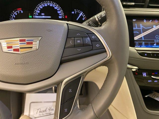 used 2017 Cadillac XT5 car, priced at $18,249