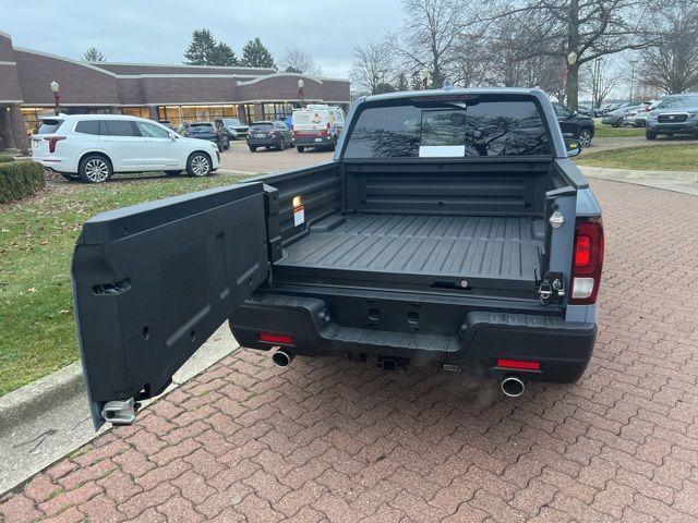 new 2025 Honda Ridgeline car, priced at $43,700