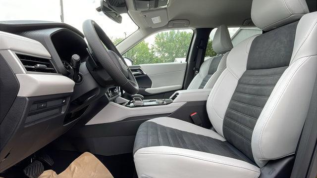 new 2025 Mitsubishi Outlander car, priced at $37,216