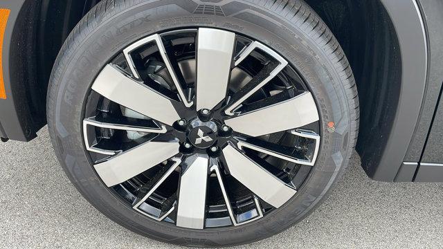 new 2025 Mitsubishi Outlander car, priced at $37,216