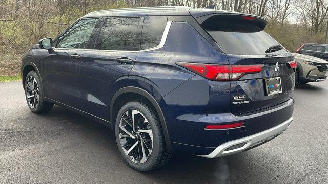 new 2024 Mitsubishi Outlander car, priced at $34,240