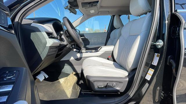 new 2025 Mitsubishi Outlander car, priced at $43,655