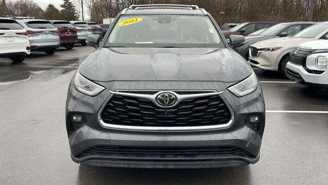 used 2021 Toyota Highlander car, priced at $30,505