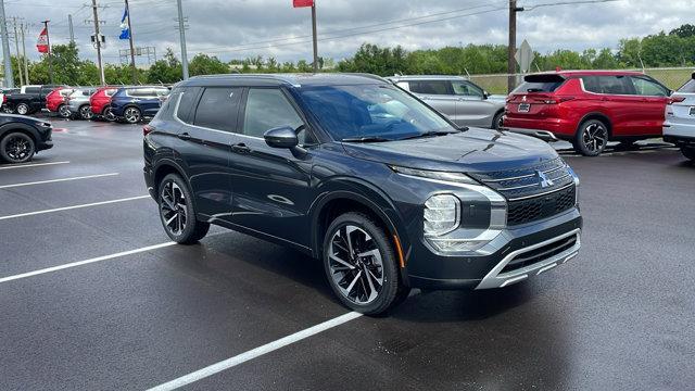 new 2024 Mitsubishi Outlander car, priced at $39,380