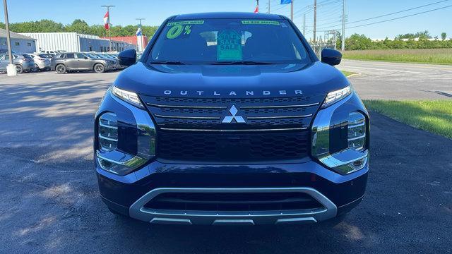 new 2024 Mitsubishi Outlander car, priced at $33,110