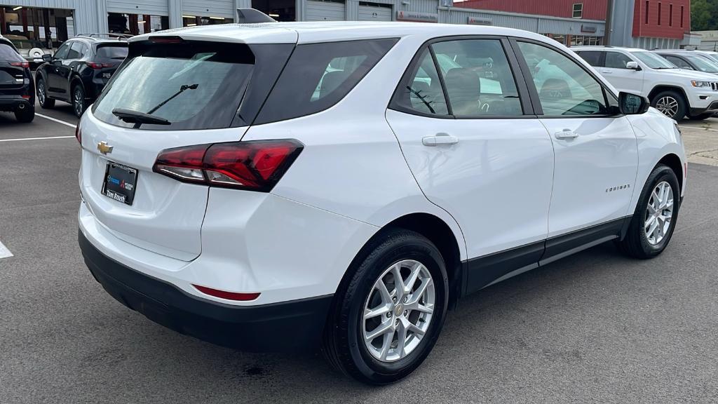 used 2024 Chevrolet Equinox car, priced at $23,131