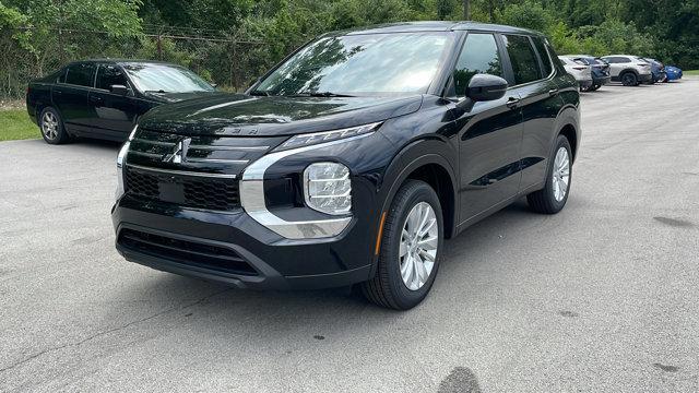 new 2025 Mitsubishi Outlander car, priced at $33,701