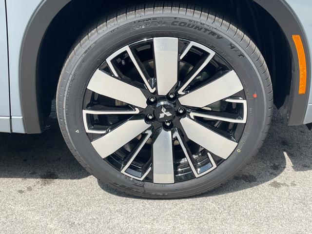 new 2025 Mitsubishi Outlander car, priced at $44,885