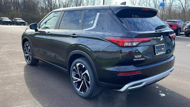 new 2024 Mitsubishi Outlander car, priced at $35,670