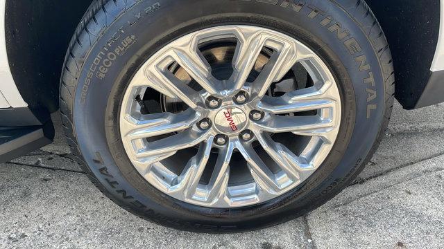 used 2024 GMC Yukon car, priced at $65,837